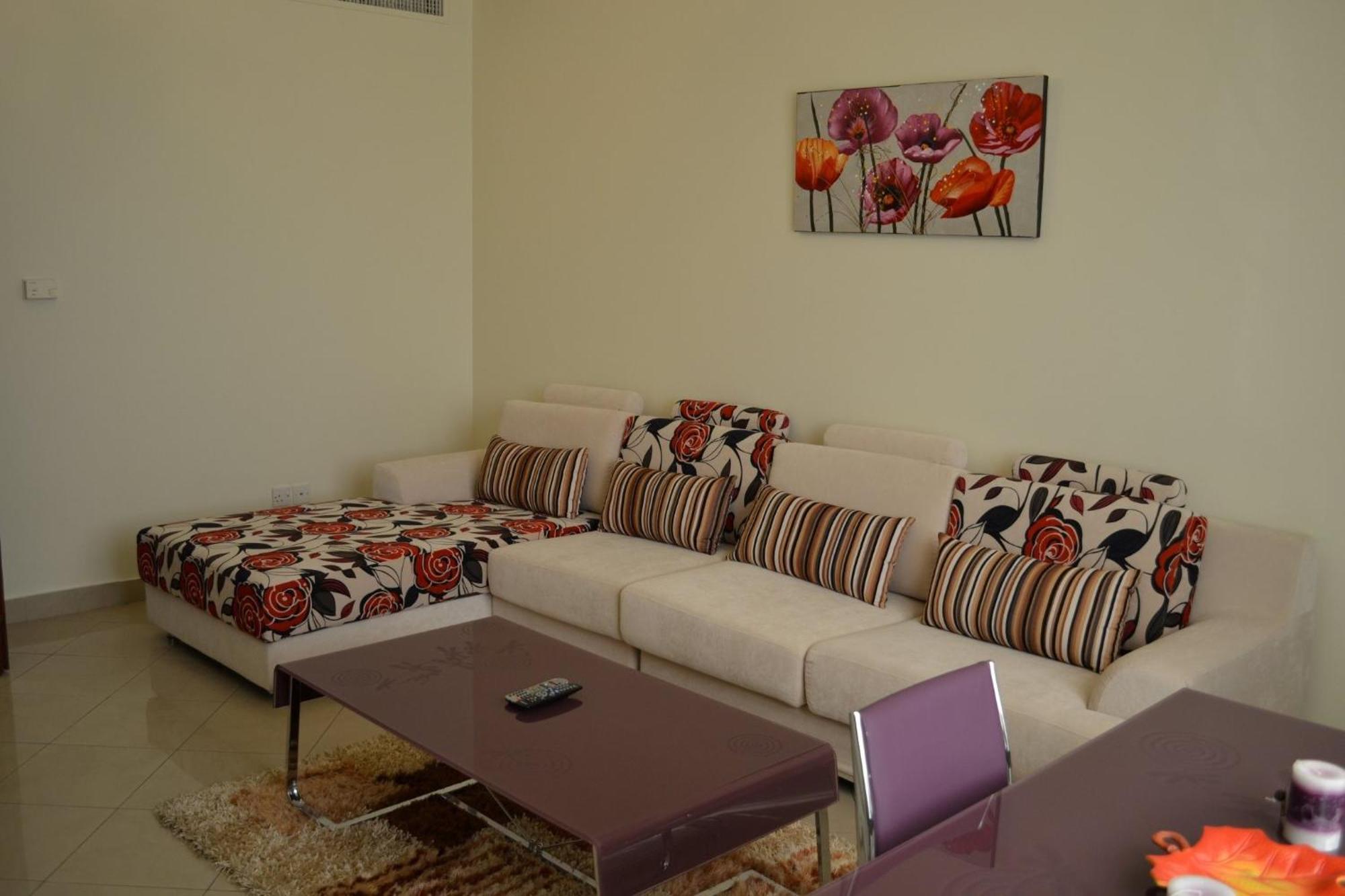 Aparthotel Plaza