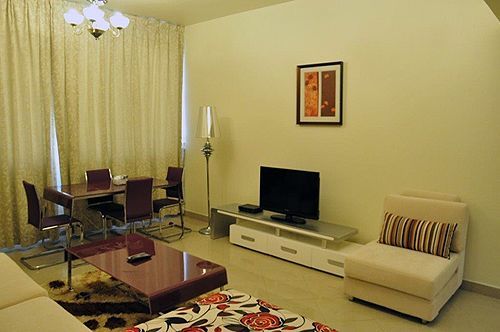 Plaza Aparthotel